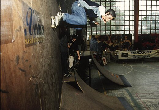 Ludo-wall-ride