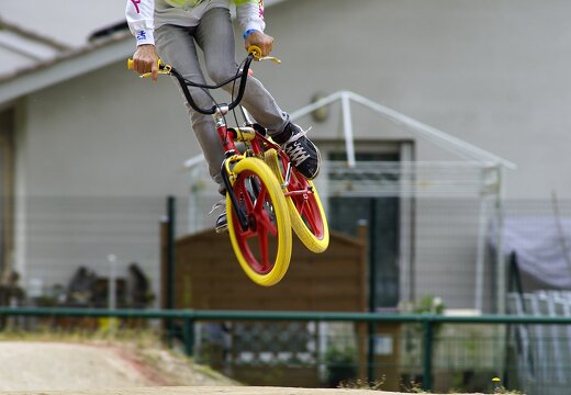 bmx - montre les photos à la racine de cet album bmx