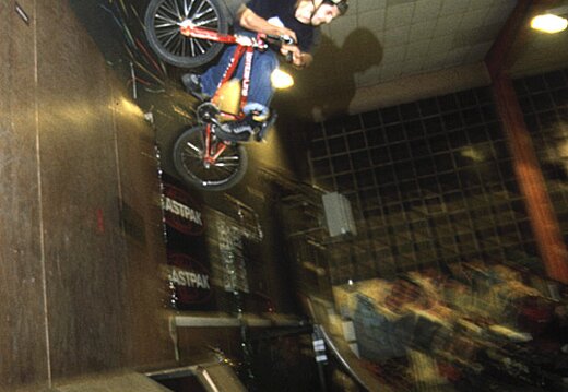 Invert-wall-ride